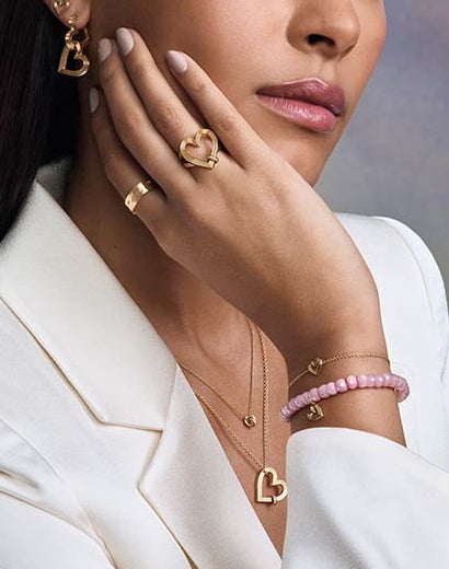 Shop Sydney Evan 14k Gold Small Fluted Heart Bracelet