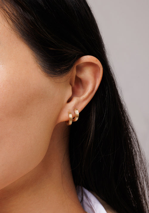 Pure Gold Small Fluted Huggie