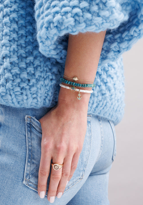 Gold & Diamond Clam Shell Bracelet