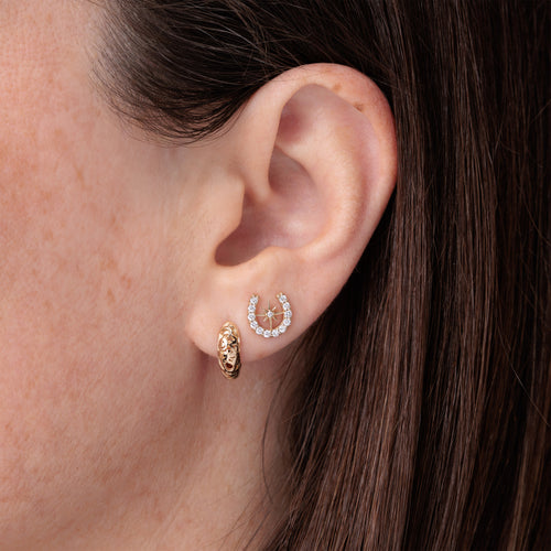 Pure Gold Puffy Wallpaper Huggie