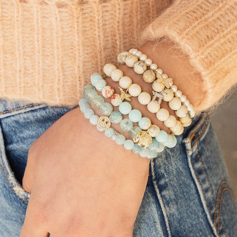 Sydney Evan 14kt yellow gold Butterfly Daisy opal beaded bracelet - Neutrals